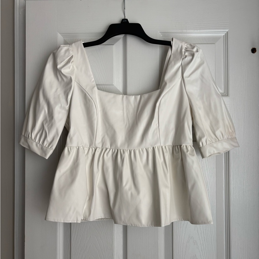 TCEC Cream Puff Sleeve Blouse